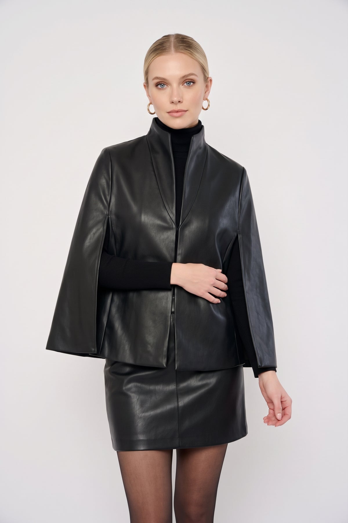 Sage Cape #FW8199BLP